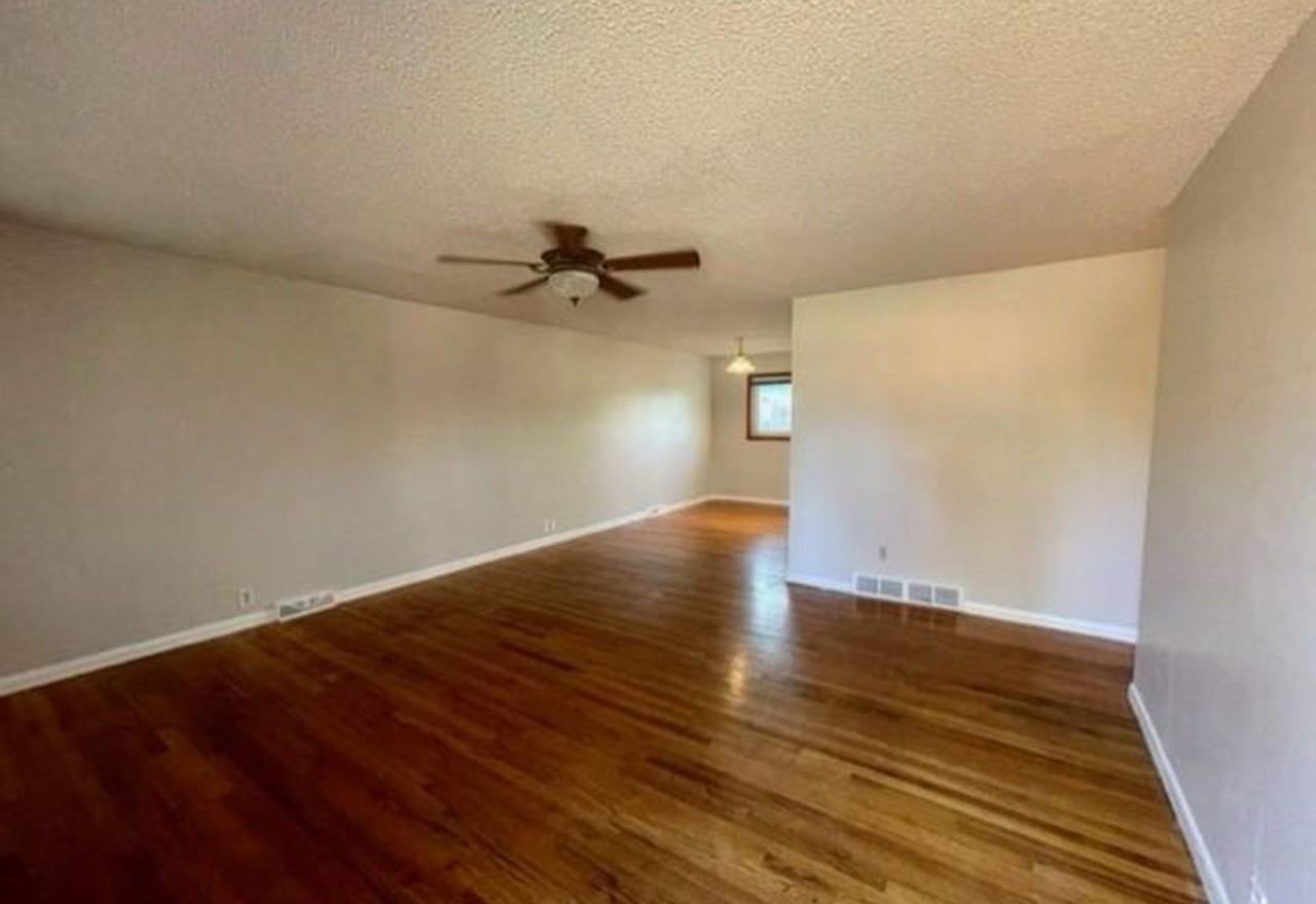 3169 W Grand Ave - Photo 2 of 9