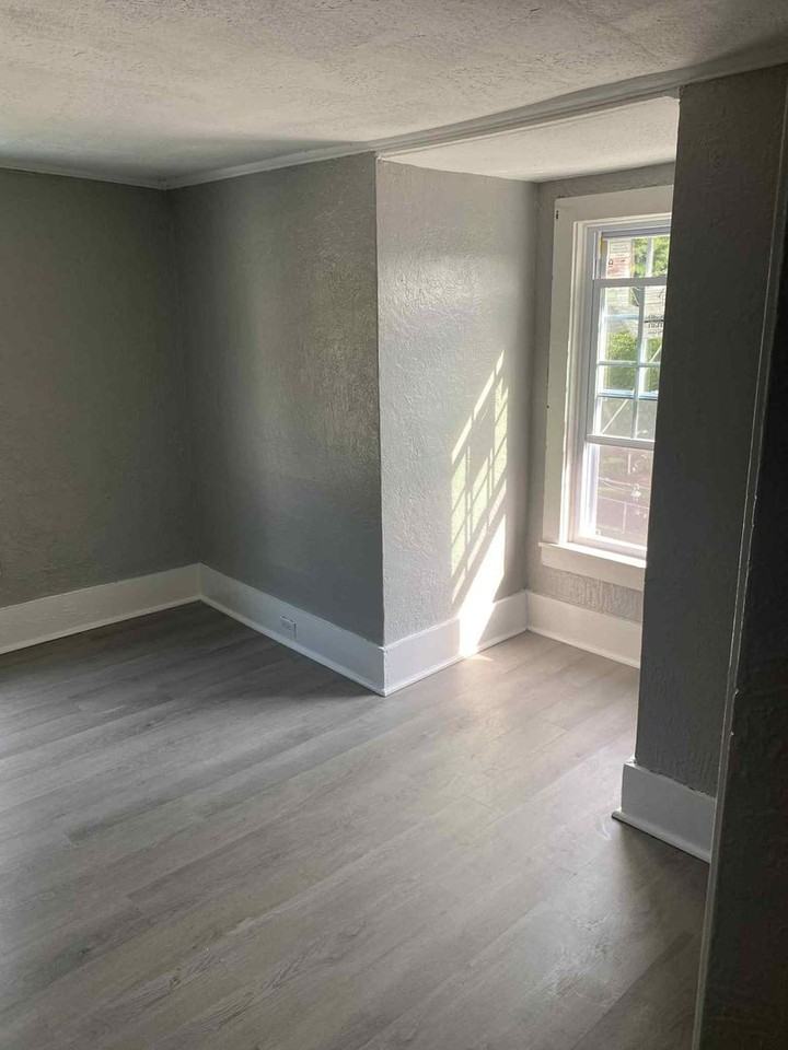 311 Harrison St - Photo 7 of 23