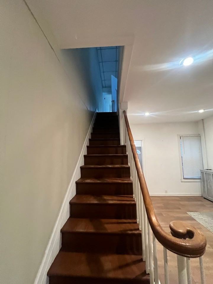 35 General Greene Ave - Photo 7 of 14