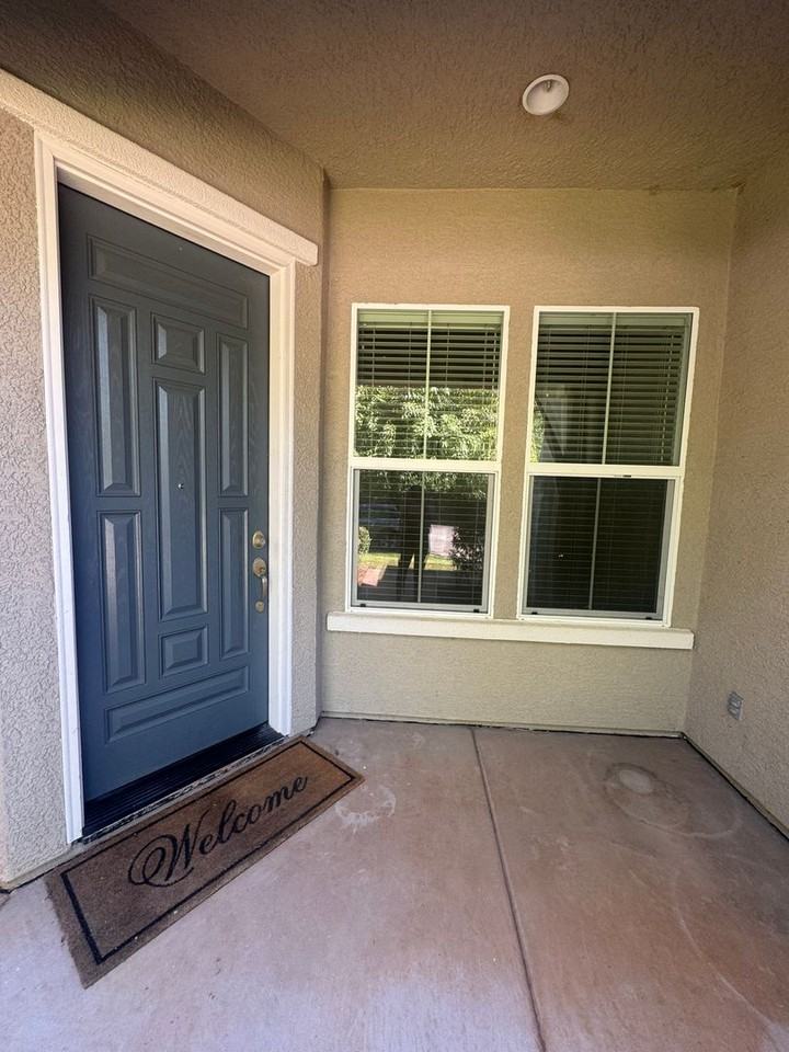709 Woodacre Dr - Photo 2 of 22