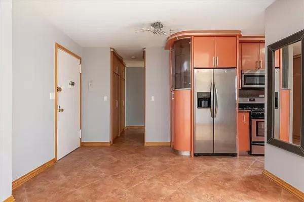 460 Neptune Ave - Photo 3 of 13