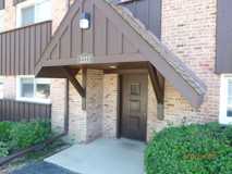 2213 Arbor Cir #4 - Photo 1 of 1