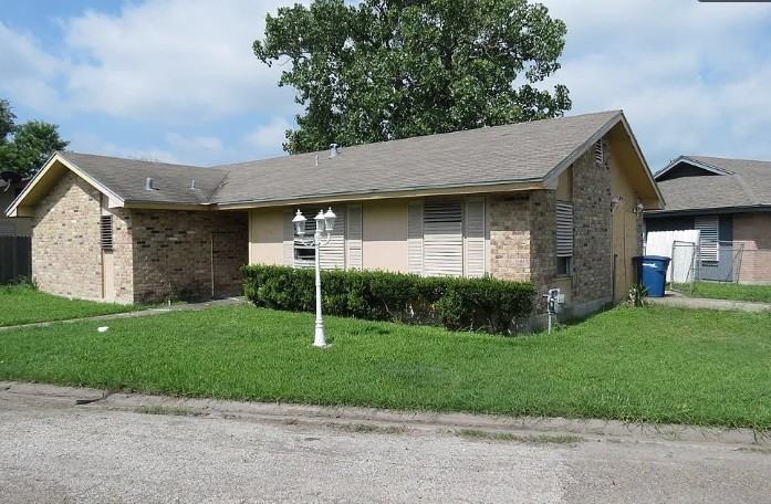 121 Green Trail Drive