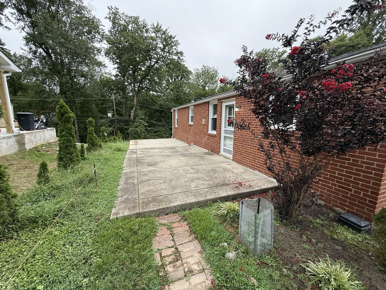 134 Sylvan Dr - Photo 2 of 23