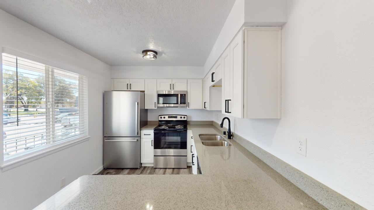 225 Delamar Loop Nw - Photo 5 of 37