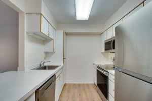 featured image of 100 Rosemary Way