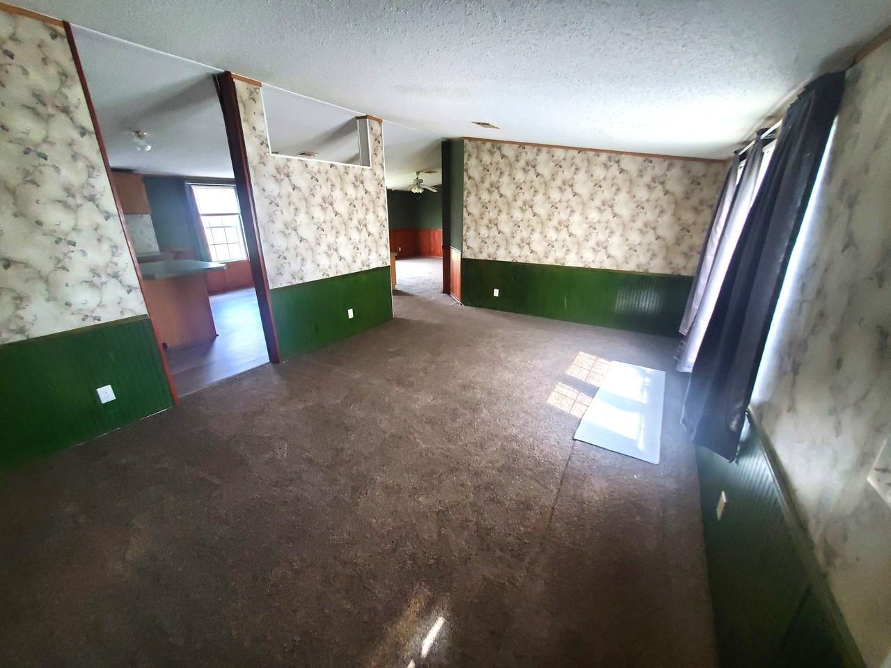 8460 Sw 65th Ter - Photo 2 of 10