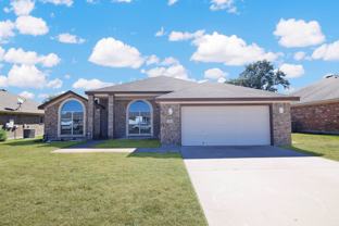 2416 Isabelle Dr - Photo 1 of 1