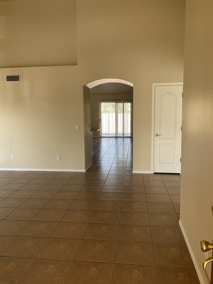 6885 N Avenida Adella - Photo 2 of 36