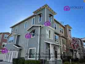 201 Jetty Dr - Photo 1 of 1