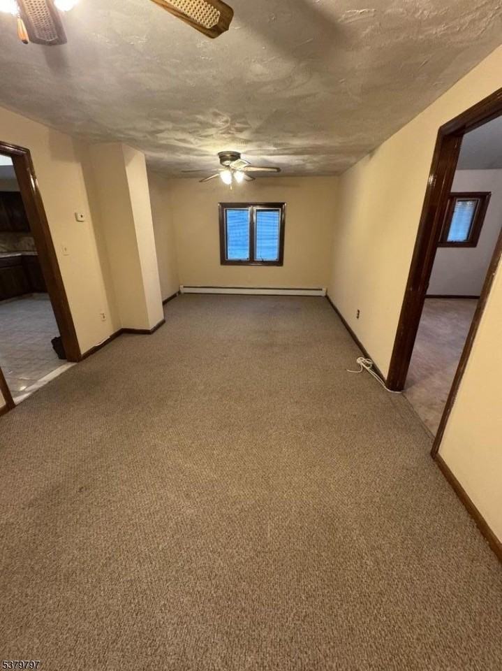 309 Mount Pleasant Ave - Photo 5 of 5