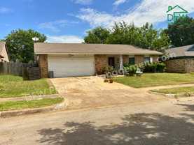 3104 Woodlark Dr - Photo 1 of 1