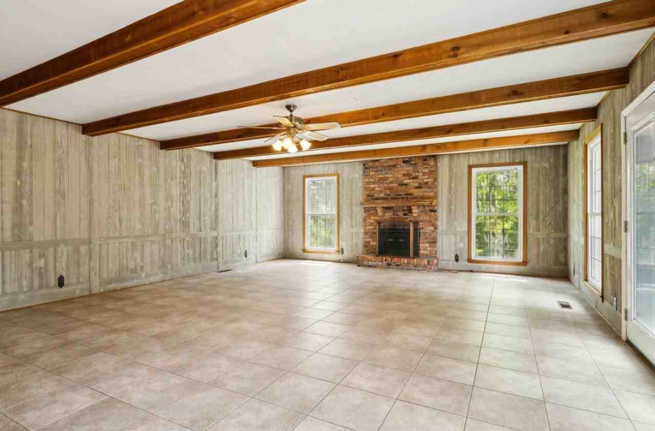 2211 June Dr - Photo 3 of 50