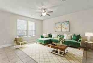 213 Bridgeford Dr - Photo 1 of 1