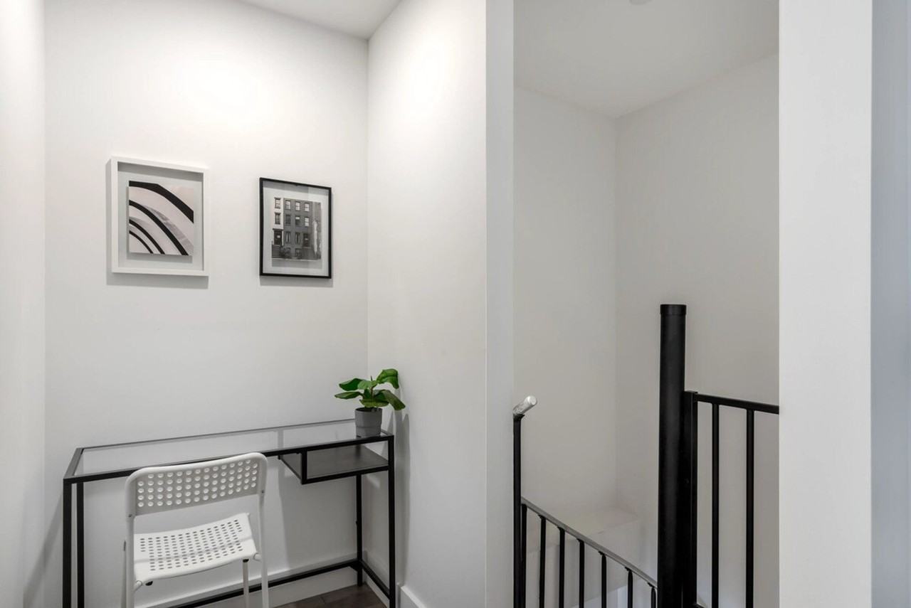 27E E 128th St #1285573P - Photo 6 of 11