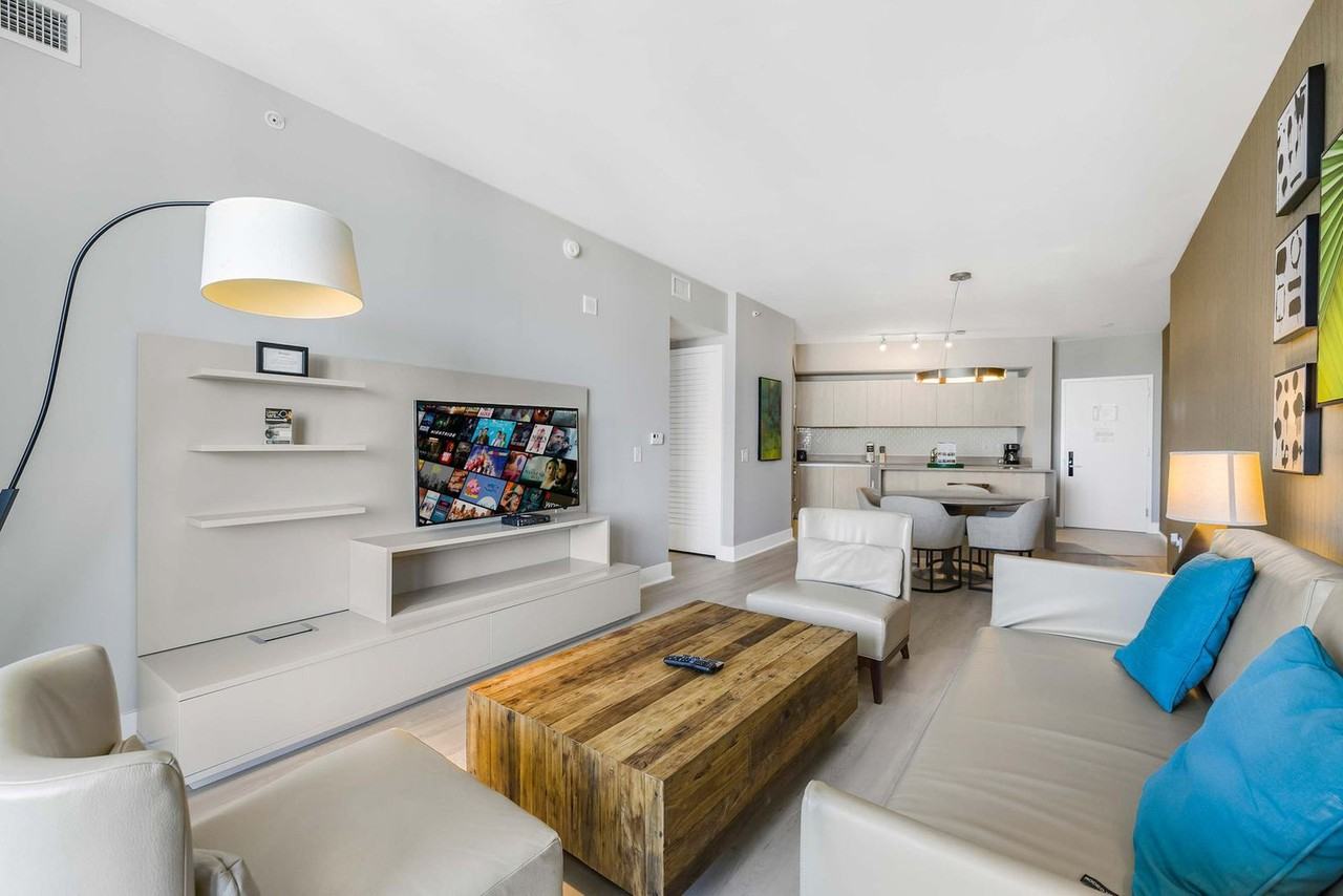 4111 South Ocean Drive - Photo 5 of 87