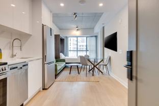742 Rue William - Photo 1 of 1