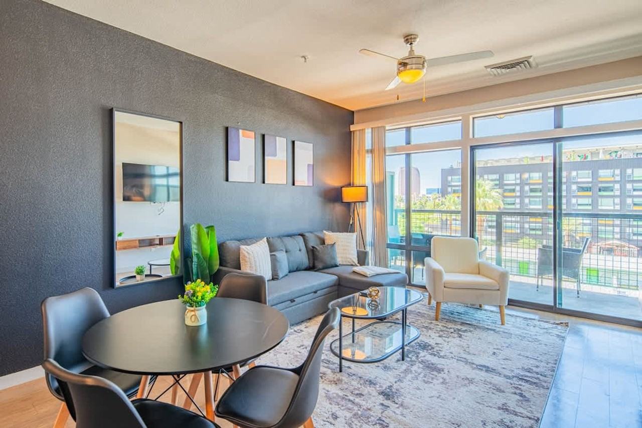 1016 N 3rd St #1263036P - Photo 3 of 30