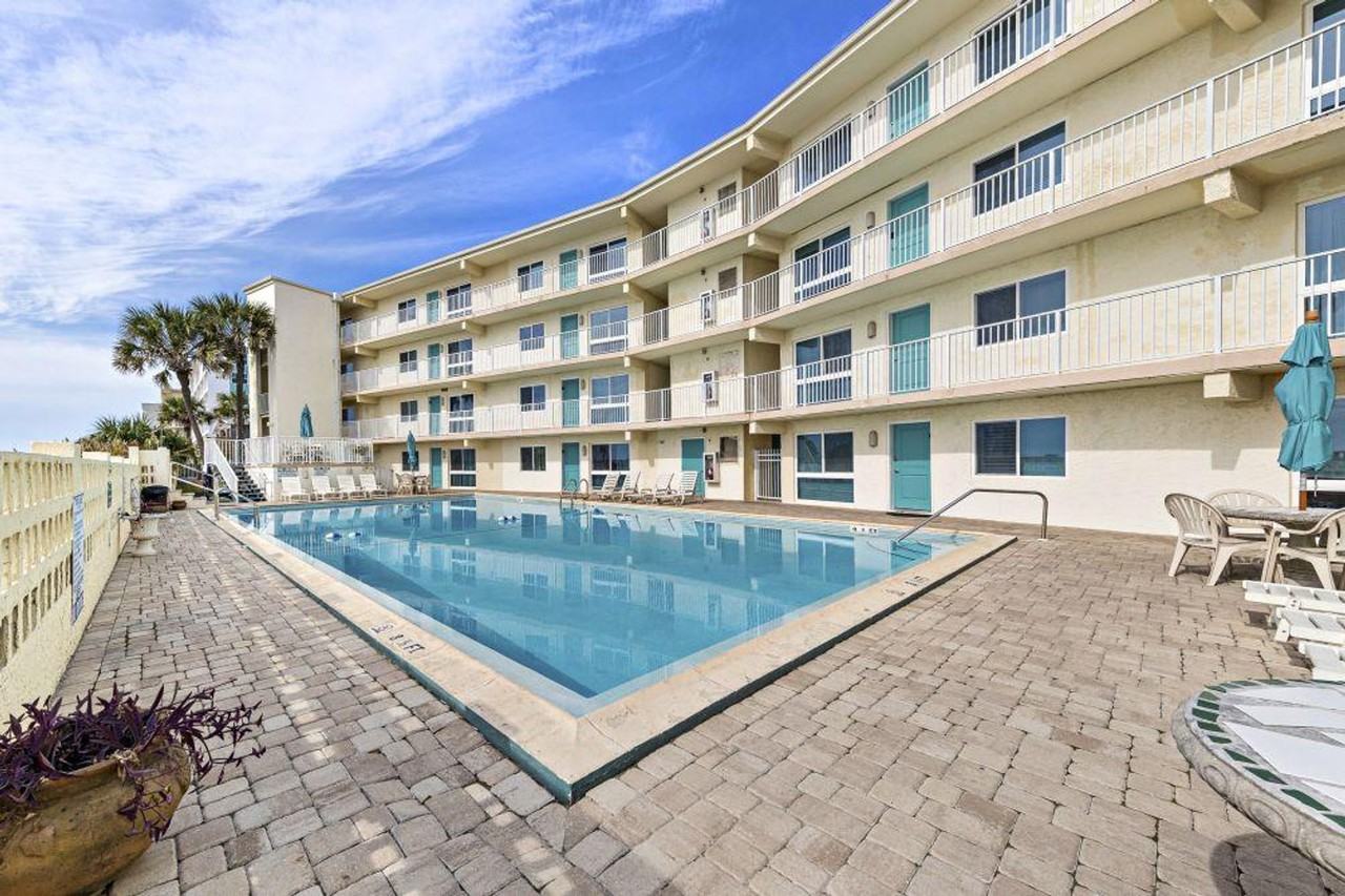 667 Nautilus Ct #1268115P - Photo 4 of 28