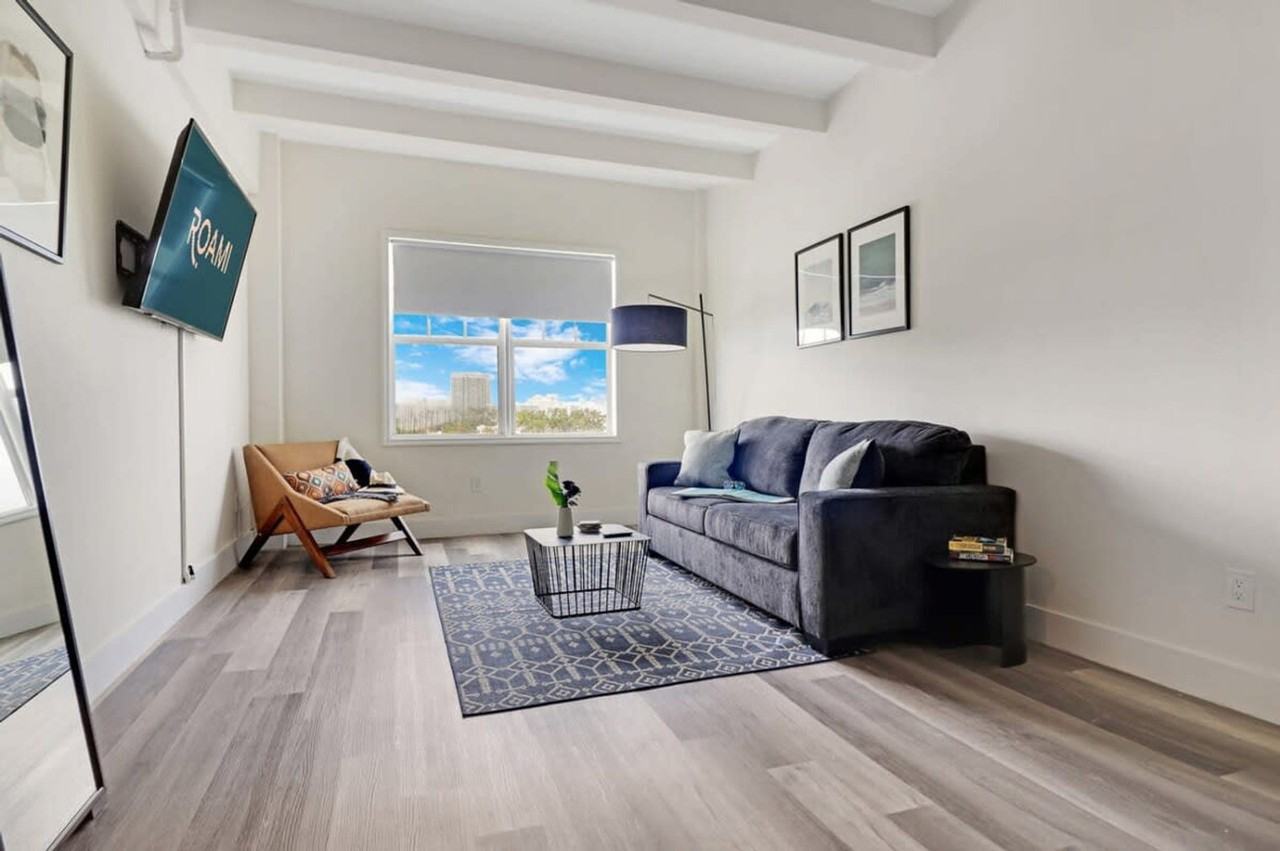 1300 Collins Avenue - Photo 4 of 29