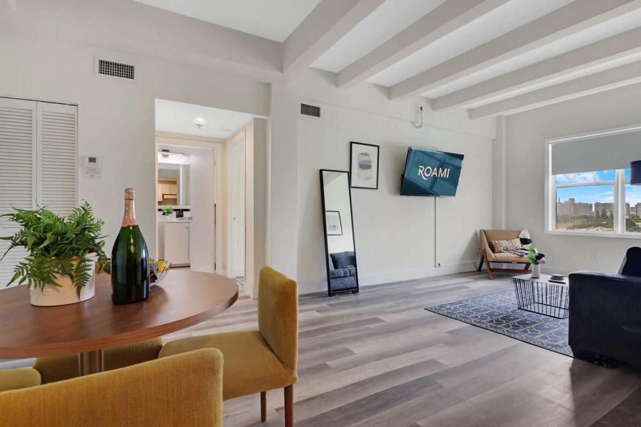 1300 Collins Avenue - Photo 6 of 29