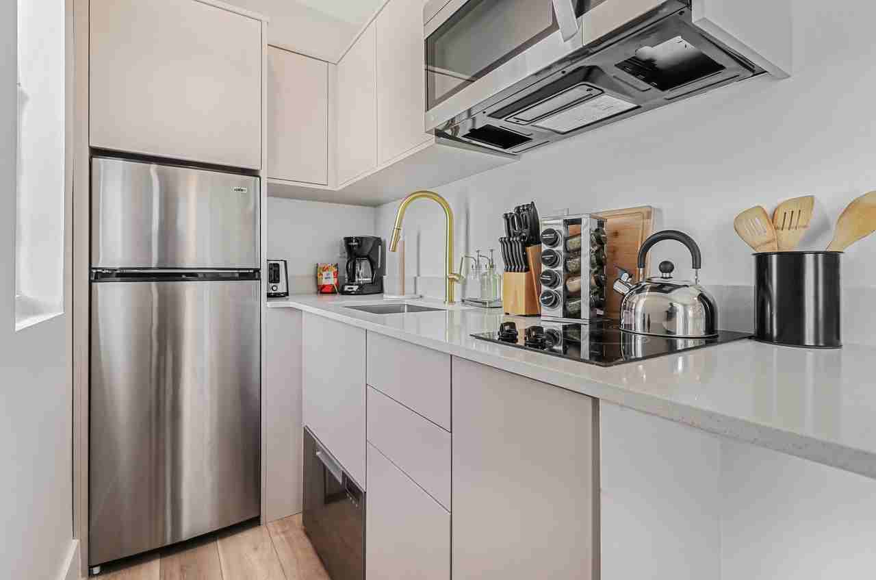 4025 Indian Creek Drive - Photo 7 of 24