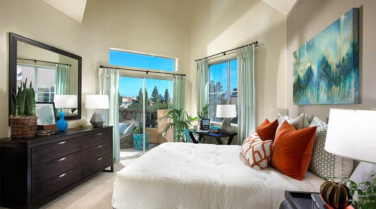 5305 Toscana Way #1280507P - Photo 5 of 11