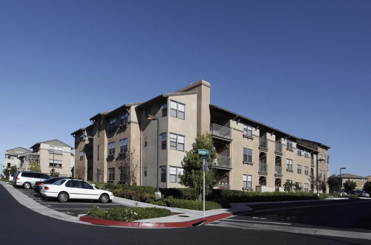 10411 Reserve Drive - Photo 4 of 10