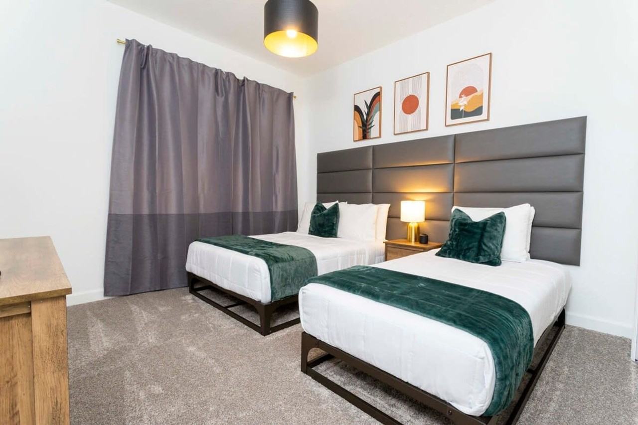 4350 Rhyme St #1280854P - Photo 4 of 50