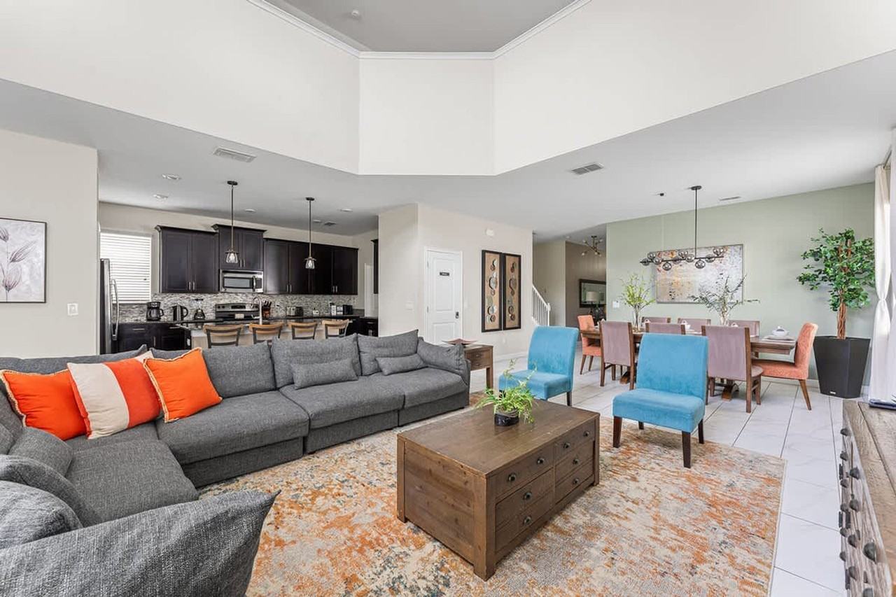 4702 Sleepy Hollow Dr #1280953P - Photo 6 of 50