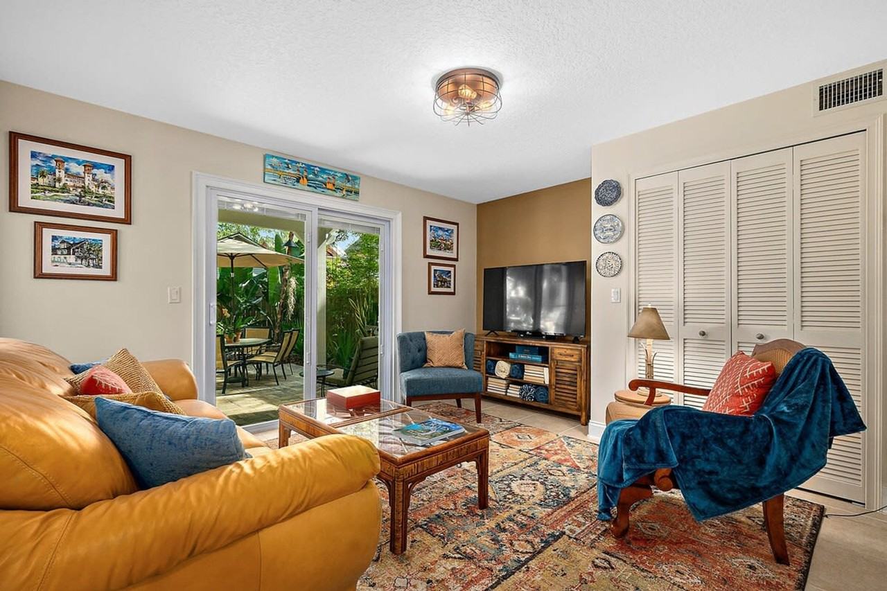 27 Desoto Pl #1281911P - Photo 2 of 40