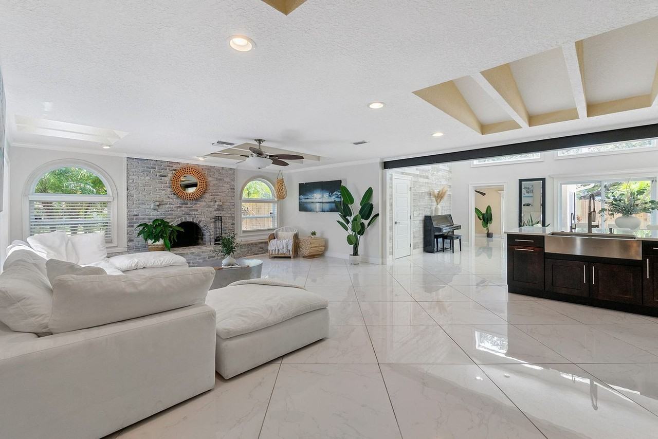 501 Boating Club Rd #1281917P - Photo 2 of 46