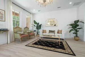 featured image of 30 W Castillo Dr