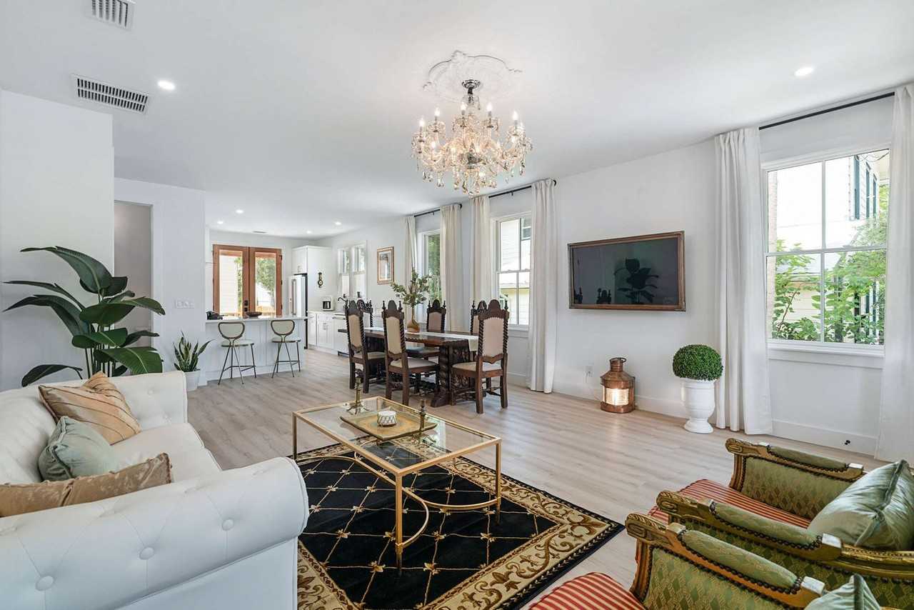 30 W Castillo Dr #1281932P - Photo 4 of 50