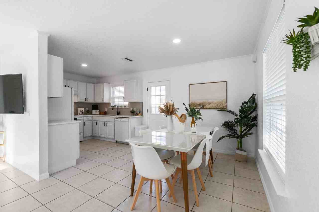 550 Lena St #1281938P - Photo 6 of 26