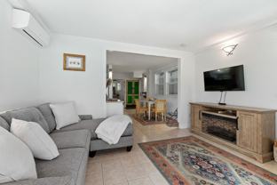 152 Manresa Rd - Photo 1 of 1