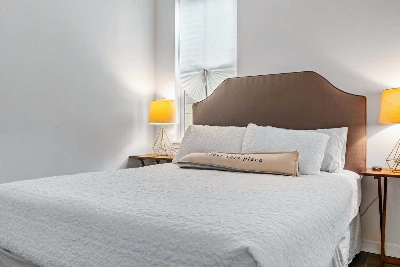 123 Moore St #1281961P - Photo 6 of 26