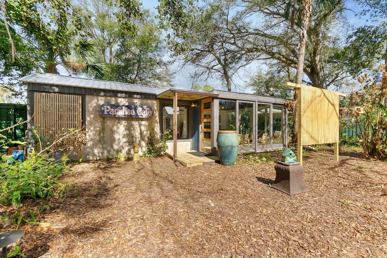 8 Park Ave #1281965P - Photo 6 of 50