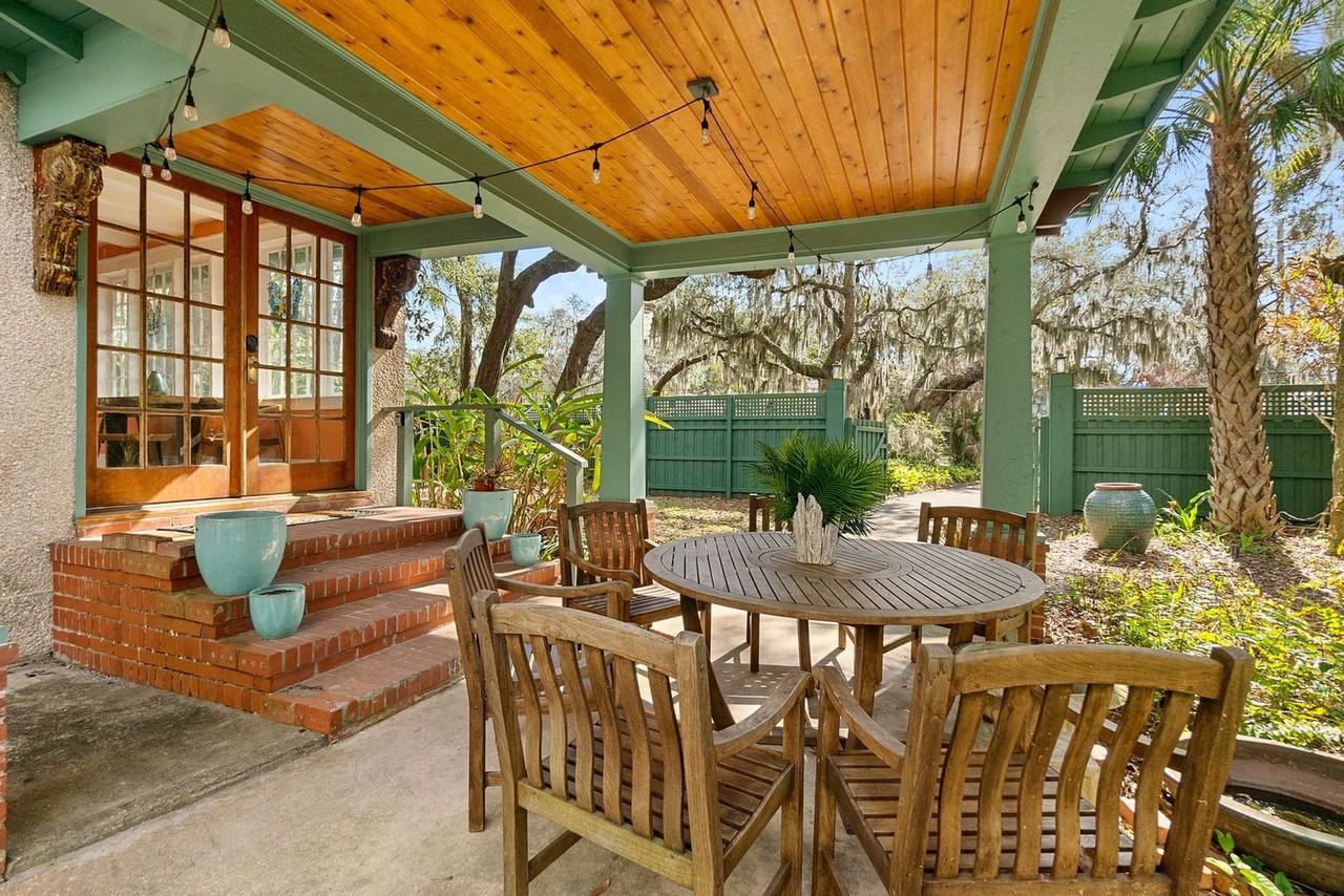 8 Park Ave #1281965P - Photo 7 of 50