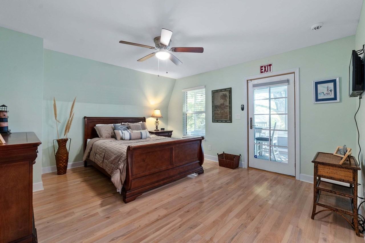 123 Ferdinand Ave #1281969P - Photo 7 of 41