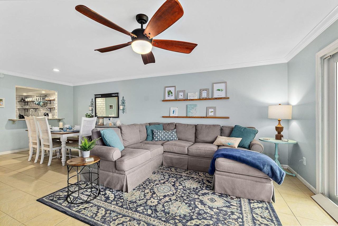 11 Oceanside Dr #1281984P - Photo 2 of 48