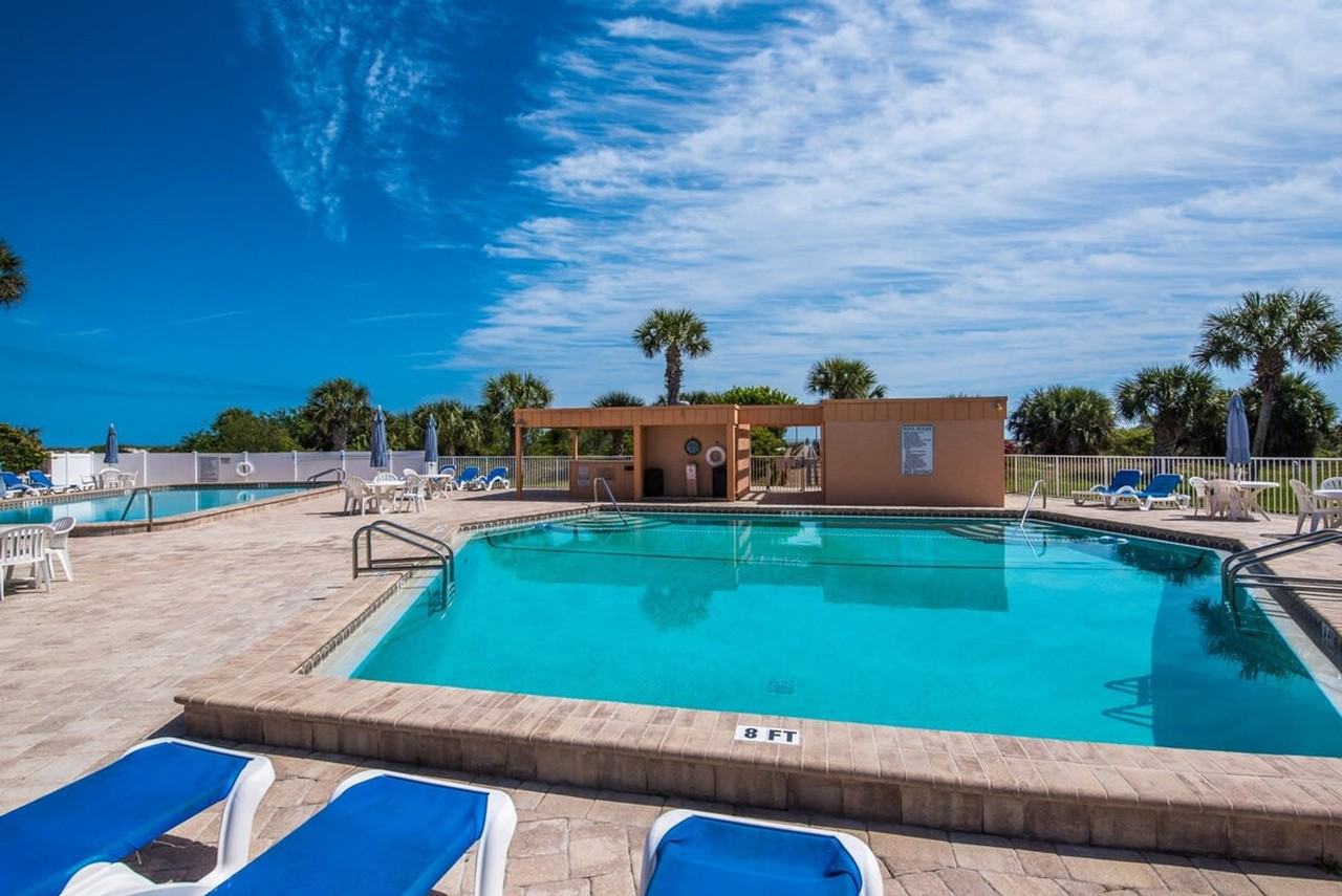 11 Oceanside Dr #1281984P - Photo 3 of 48