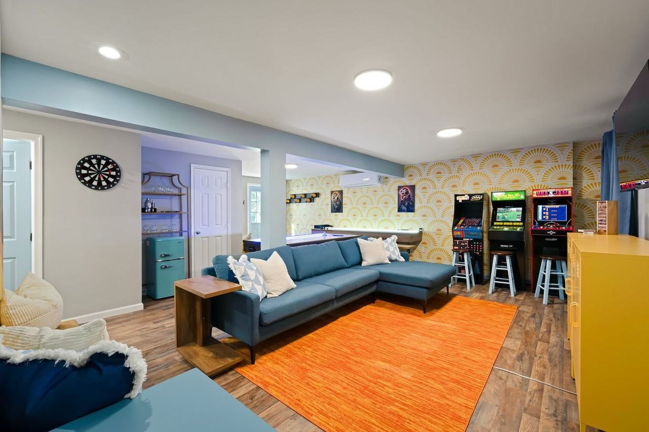 789 Clearview Dr #1282848P - Photo 3 of 50