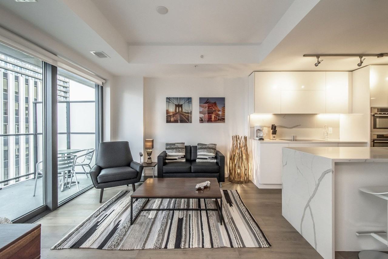 1650 Granville St #1284633P - Photo 3 of 9
