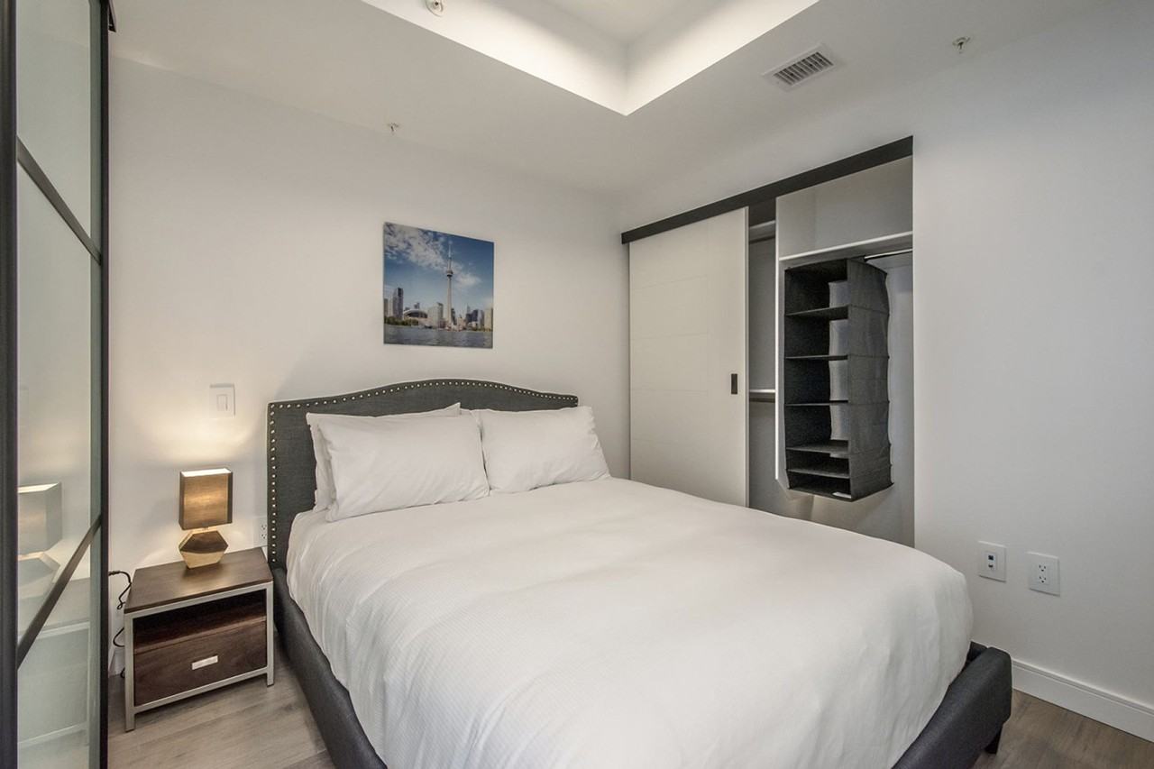 1650 Granville St #1284633P - Photo 4 of 9