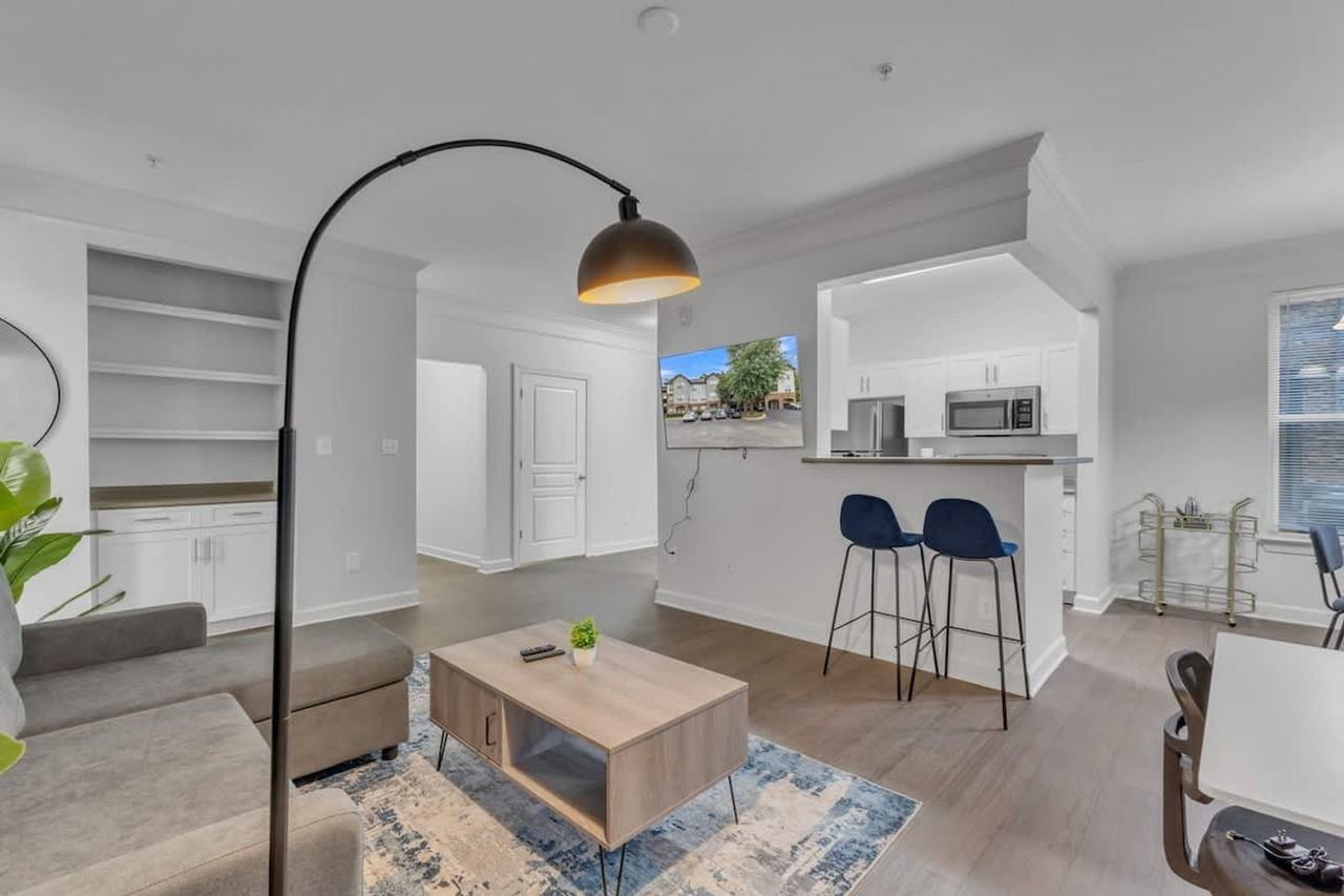 1803 Brisbane Woods Way #1284685P - Photo 3 of 30