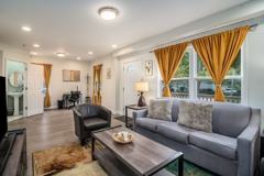 327 W School St - Photo 1 of 1