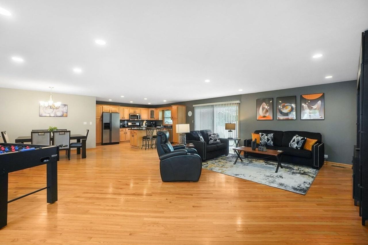 242 Banbury Ave #1285050P - Photo 5 of 22