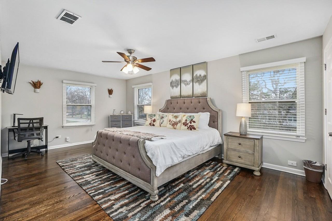 18830 Hamlin Ave #1285064P - Photo 2 of 19