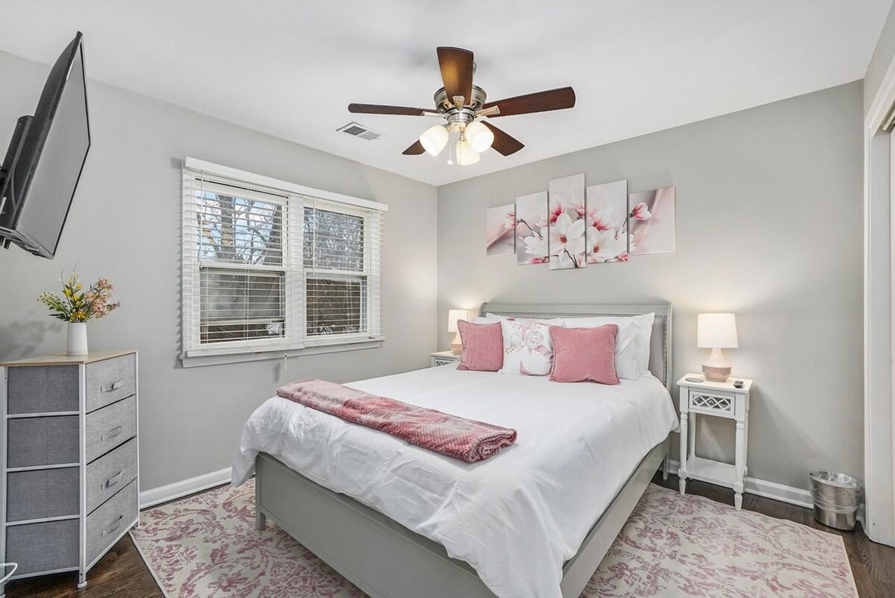 18830 Hamlin Ave #1285064P - Photo 7 of 19